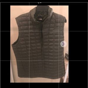 THE NORTH FACE THERMOBALL VEST WOMENS XXL